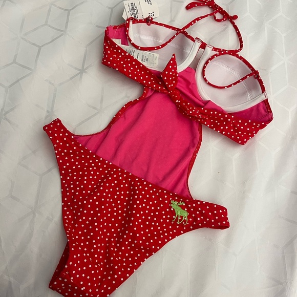 Abercrombie & Fitch bathing suit - Picture 4 of 4
